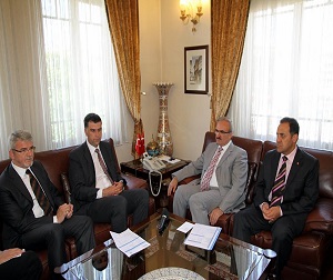 Bosna’ya Marmara’dan 55 TIR dolusu yardım