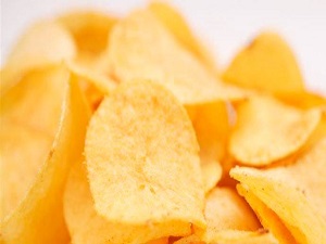 Okullarda Cips'e vize yok