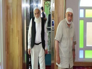 Camiye asansör yaptı cemaat sayısı arttı