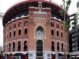 Boğa güreşi arenası cami olabilir