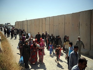 Türkmen aileler evlerine dönmeye başladı