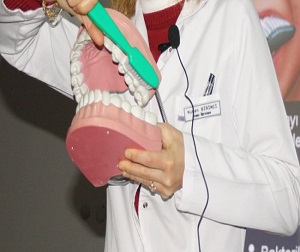 Diş fırçalamak orucu bozar mı?