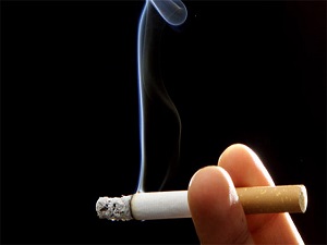 İftarda ve sahurda içilen sigara kalp krizine neden olabilir