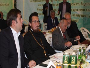 Farklı din temsilcileri Moskova'da iftarda buluştu