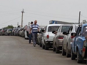 Donetsk ve Lugansk'tan 27 bin kişi tahliye edildi