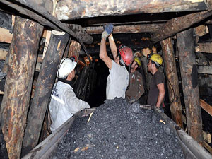 Madenci ailelerine iki ev birden verilecek