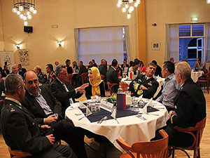 Hollanda Ordusunun kışlada iftar geleneği