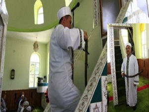 Kılıçlı hutbe geleneği devam ediyor