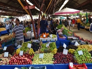 Her semte köy pazarı