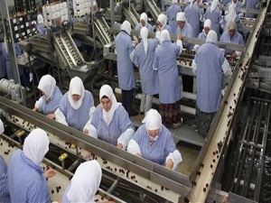 Çinliler Bursa kirazı yiyecek