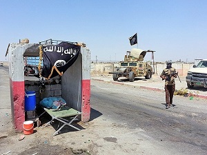 IŞİD'den korkan 10 bin sivil evlerini terk etti