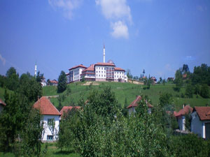 Ramazan'a Üç Hafızla Giren Boşnak Aile