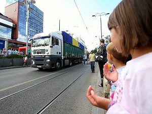 Soykırımın 175 kurbanı son yolculuğuna uğurlanıyor