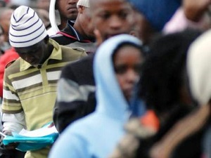 İşsizlik maaşı başvuruları azalmaya devam ediyor