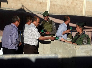 İsrail'den Mescid-i Aksa engeli