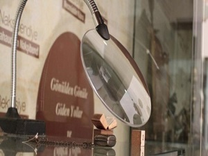 Mikro Kuran-ı Kerim göz kamaştırıyor