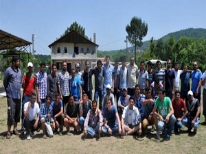 Dünyanın öğrencisi kampta kaynaşıyor