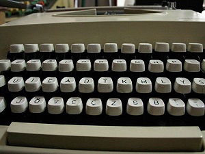 Almanlar daktiloya geçiyor