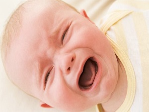 Bebeğinizin gözleri sürekli yaşarıyorsa dikkat!