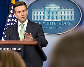 Beyaz Saray: İsrail kendini savunuyor!