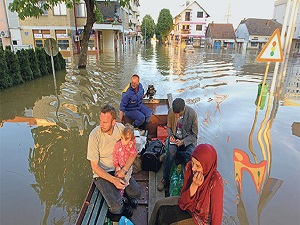 Sel mağduru Bosna ve Sırbistan için 2 milyar Euro bağış sözü