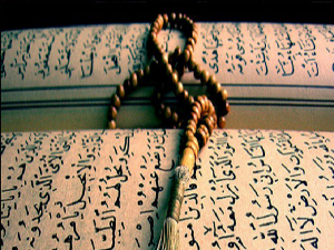 Allah için ikişer ikişer ve teker teker kalkarsınız