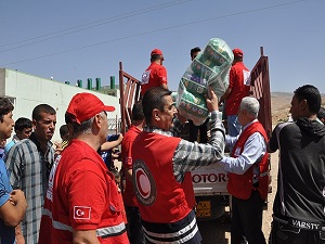 Türk Kızılayı Telafer'e 16 tır yardım malzemesi gönderecek