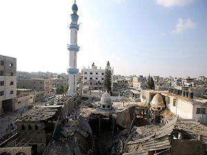 İsrail, hastanelerden sonra camileri de bombalıyor