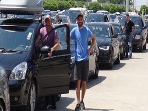 Kapıkule'de bayram kuyruğu