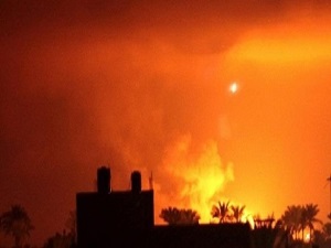 İsrail Gazzelileri evlerinden sürüyor