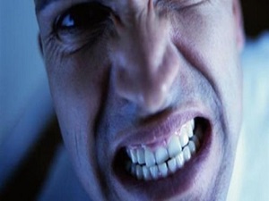 Çene ağrısına dikkat