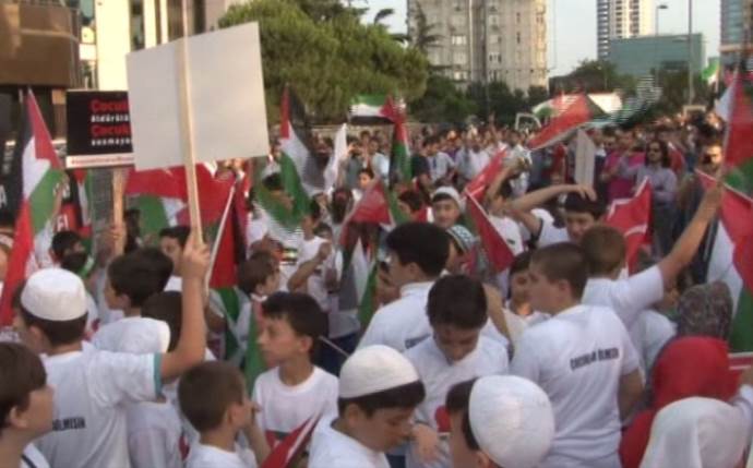 Çocuklardan İsrail'e tepki