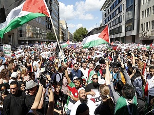 Gazze saldırılarına dünyadan tepkiler dinmiyor