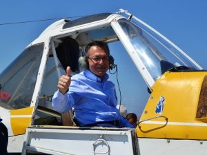 Uçakla İlaçlama Edremit Körfezi'nde Başladı