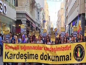 Suriyeli sığınmacılara yönelik şiddet protesto edildi