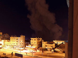 İsrail ateşkese rağmen Gazze'yi vurdu