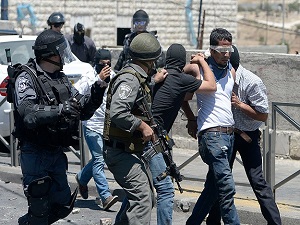 Batı Şeria'da Filstinlilere gözaltı