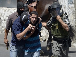 İsrail'den bir haftada 239 Filistinli'ye gözaltı