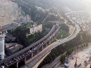 Bayram trafiği devleti sevindirdi