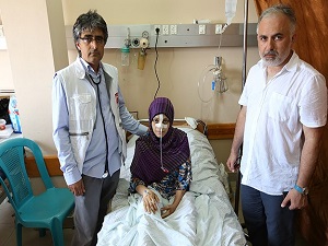Gazzeli yaralıları Türkiye'ye getirmek için çalışıyorlar