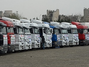 İHH Suriye'ye bir ayda 40 tır yardım ulaştırdı