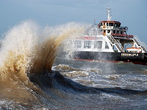 İstanbul'da deniz ulaşımına poyraz engeli