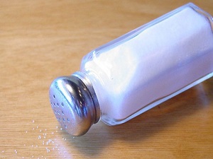 Tuzluklar masadan kalkıyor