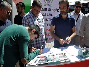 Gazze için canlı kalkan ol