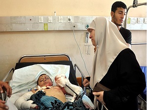 Annesi ve kardeşleri olmadan yaşama tutunacak