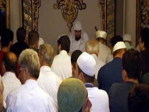 Kabe'nin yeni imamı Ulu Cami'de