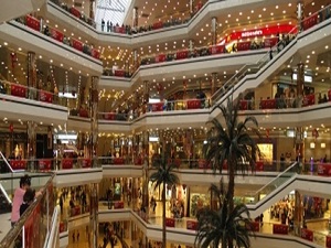 Alışveriş merkezlerinde anons dönemi