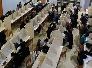 Uzun süre oturmak bel fıtığını tetikliyor