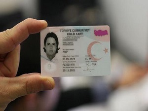 Eski kimlikler tarih oluyor, yeni kimlik kartı geliyor!