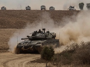 İsrail zırhlı araçları Gazze sınırına girdi